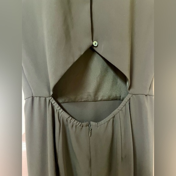 Babaton Aritzia Dress 2 Hamptons Dark Green V-Neck Fall Slit Party Gala Wedding - Picture 7 of 10